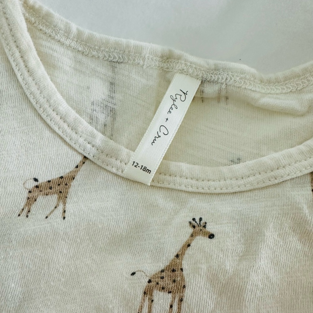 Rylee & Cru Giraffe Set - Picture 3 of 7